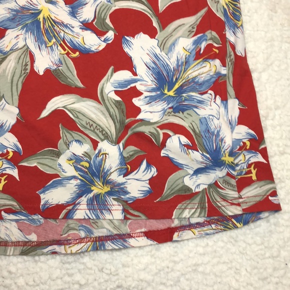 Chaps Red Floral Tank - Picture 4 of 5